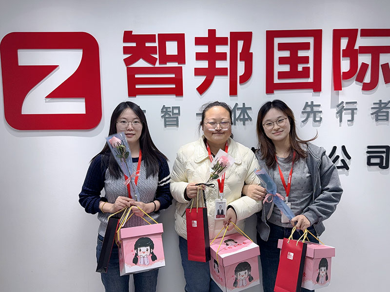向美而生，灼灼其华，女神节快乐！